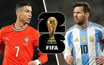 Hành động bất ngờ, Ronaldo nhắm vào Messi trước thềm World Cup