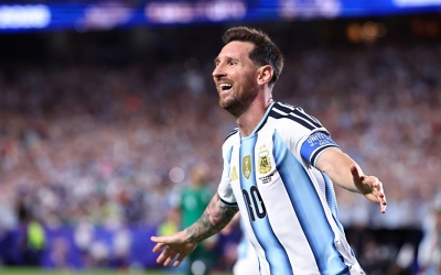 CHÍNH THỨC: Messi chạm mốc kỷ lục vĩ đại nhất lịch sử World Cup