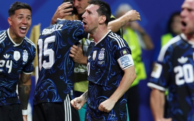 Messi chói sáng, Argentina ngược dòng vào chung kết World Cup 2026