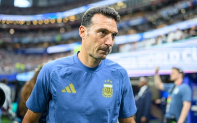 HLV Argentina tuyên bố thẳng 1 điều khi đánh bại Anh ở bán kết World Cup