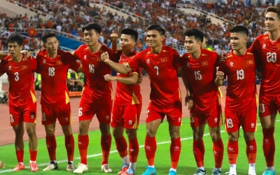 CĐV ĐNÁ đồng loạt phản ứng khi Việt Nam có sao Việt kiều mới toanh