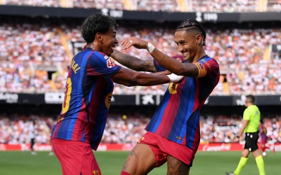 Barca đại thắng 5 sao, độc chiếm ngôi đầu La Liga