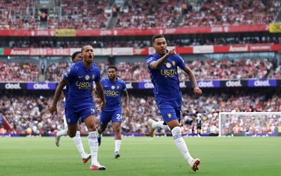 Trực tiếp Arsenal 0-1 Chelsea: Tấn công rực lửa