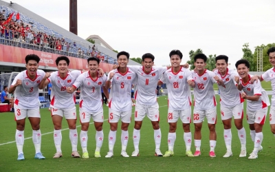 CĐV Uzbekistan đồng loạt réo tên U23 Việt Nam khi giành vé tứ kết ASIAD 2026