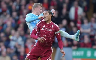 Đả bại Liverpool, Man City xây chắc ngôi đầu Ngoại hạng Anh