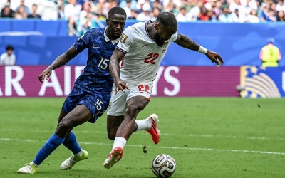 Pháp mất sạch sau lời hứa đặc biệt dành cho Deschamps