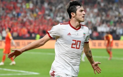 Chụp ảnh với lãnh đạo UAE, tiền đạo Iran bị gạch tên khỏi ĐTQG