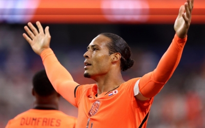 Van Dijk nhắm thẳng 'điểm nóng' đang gây tranh cãi ở World Cup