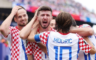 Trực tiếp bóng đá Croatia 1-0 Ghana: Tấn công mạnh mẽ
