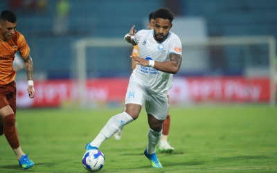 Trực tiếp bóng đá Nam Định 0-0 HAGL: Tấn công dữ dội