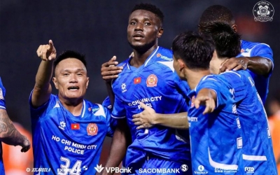 Truyền thông Thái Lan: 'Việt Nam nhập tịch gấp cho siêu tiền đạo Nigeria'
