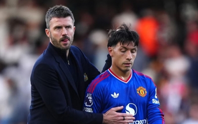 Rooney chỉ trích Lisandro Martinez vì dám chỉ trích ban lãnh đạo
