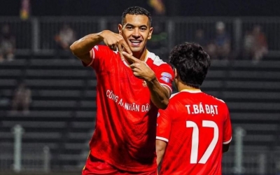 Báo Indonesia: 'Việt Nam ngó lơ cả trung vệ Brazil 1m95'