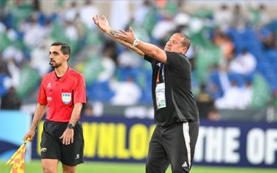 HLV Ả Rập Xê Út bất ngờ khen U17 Uzbekistan dù thua khi chơi hơn 2 người