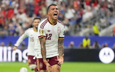 Người hùng Tây Ban Nha hé lộ chìa khóa vượt qua Pháp để vào chung kết World Cup