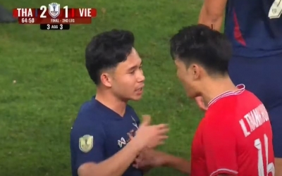Supachok mất cả sự nghiệp sau bàn thắng xấu xí vào lưới ĐT Việt Nam