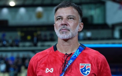 HLV Thái Lan tự hào về toàn đội sau khi vào bán kết AFF Cup
