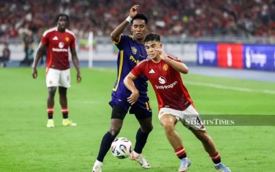 SỐC: Siêu sao Đông Nam Á xé lưới MU từ giã ĐTQG vì đánh phụ nữ