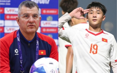 CHÍNH THỨC: HLV Brazil loại cầu thủ ghi bàn nhiều nhất Việt Nam