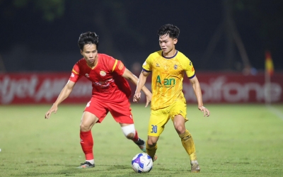 Trực tiếp bóng đá SLNA vs PVF CAND: Đã có đội hình