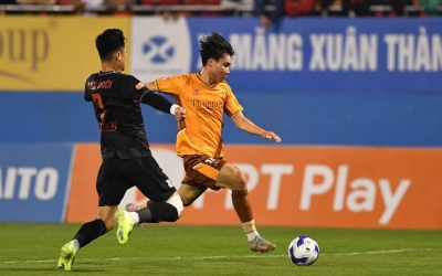 Trực tiếp Ninh Bình 0-1 HAGL: Geovane bỏ lỡ cơ hội