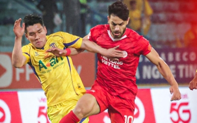 VAR gây tranh cãi, Viettel bất ngờ thua đậm SLNA