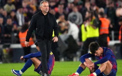 Hansi Flick thừa nhận mạo hiểm với 1 trụ cột Barca ở Cúp Nhà Vua
