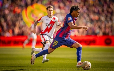 Barcelona thắng trận thứ 5 liên tiếp, xây chắc ngôi đầu La Liga