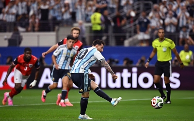 Trực tiếp bóng đá Argentina 0-0 Áo: Messi sút hỏng penalty
