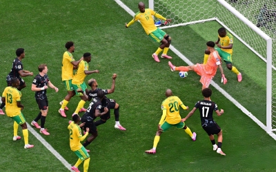 Trực tiếp bóng đá Nam Phi 0-0 Canada: Suýt mở tỷ số