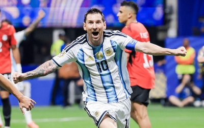 Lionel Messi xô đổ cột mốc lịch sử tồn tại từ kỳ World Cup đầu tiên