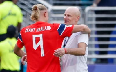 HLV vào tứ kết World Cup từng chết lâm sàng 7 phút