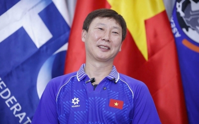 HLV Kim Sang-sik: 'Chắc tôi có ma thuật nên Thái Lan phản lưới nhiều vậy'