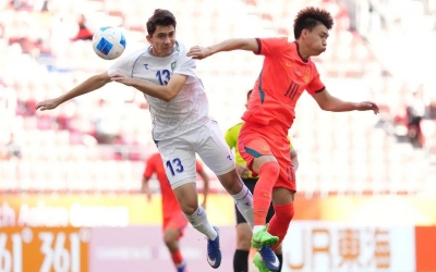 CĐV Uzbekistan đồng loạt nhắc Việt Nam khi thua U23 Trung Quốc ở loạt luân lưu
