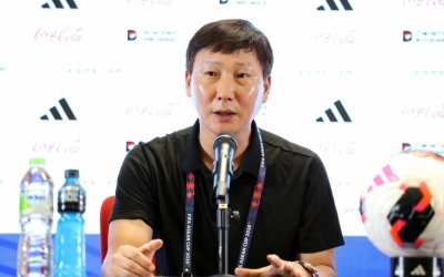 HLV Kim Sang-sik nói thẳng vấn đề của 2 cầu thủ nhập tịch ở FIFA ASEAN Cup