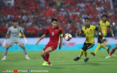 Đội trưởng U23 Việt Nam dính 'nghi án doping' trước chung kết SEA Games