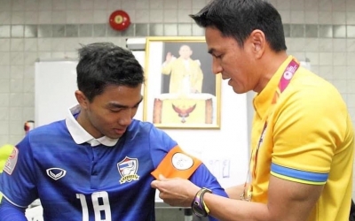 'Messi Thái' không dự AFF Cup, Kiatisak có động thái bất ngờ