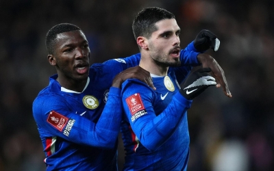 Chelsea mất điểm trước đội đứng áp chót tại Ngoại hạng Anh