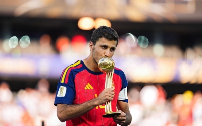 Rodri phải phẫu thuật ngay sau chức vô địch World Cup
