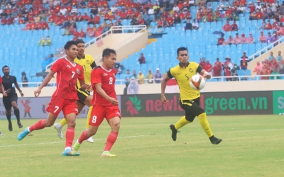 Trực tiếp U23 Indonesia 0-0 U23 Malaysia: Đôi công hấp dẫn