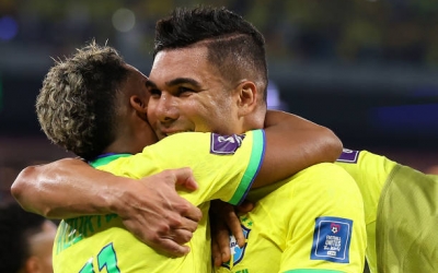 Sao Man United tỏa sáng, giúp Brazil nhọc nhằn khuất phục Thụy Sĩ