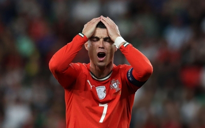 NÓNG: Ronaldo nguy cơ phải dự bị tại World Cup 2026