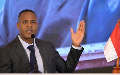 HLV Kluivert nói thẳng về tương lai ngay trước thềm World Cup