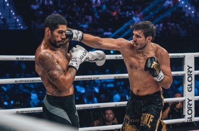 Ciryl Gane tập cùng võ sĩ từng hạ Alex Pereira trước thềm UFC Nhà Trắng