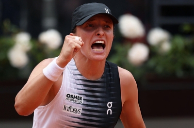 Swiatek đè bẹp Virus, thẳng tiến bán kết Rome Open 2026