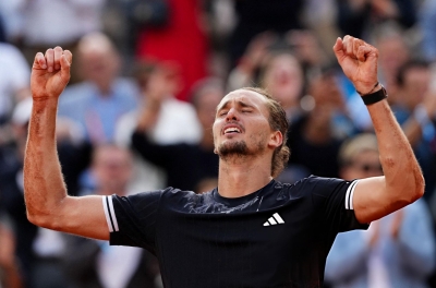 Thắng nhọc Cobolli, Zverev lần đầu vô địch Grand Slam