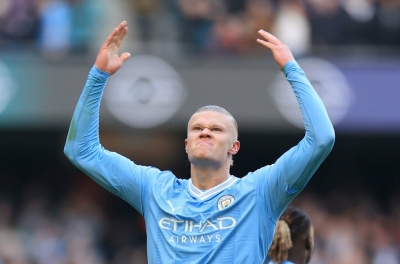 Bùng nổ tranh cãi, Man City bị 'cướp' mất bàn thắng trước Liverpool?