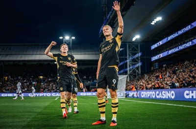 Haaland chói sáng, Man City thắng đậm ngay trên sân Crystal Palace