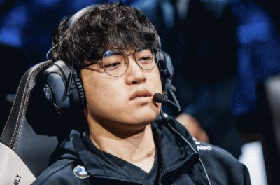 CĐV Trung - Hàn đồng loạt lên tiếng về phong độ của Gumayusi