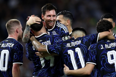 CHÍNH THỨC: Huyền thoại Argentina tuyên bố chia tay đội tuyển